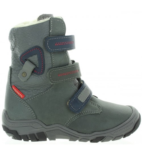 Snow boots for a child light in weight