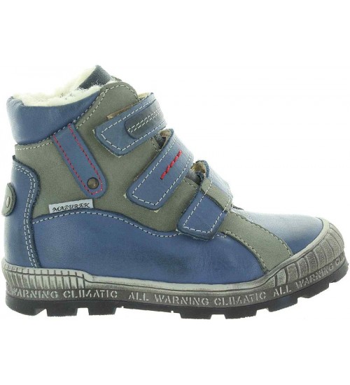 Best snow boots for a child that are pigeoned toes