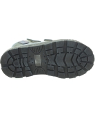 Pigeon toes best snow boots for a child