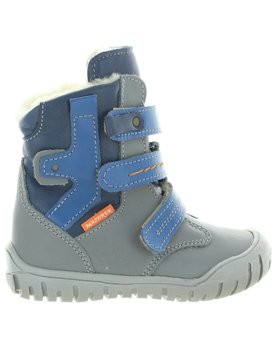 Orthopedia snow boots with good arch for boys