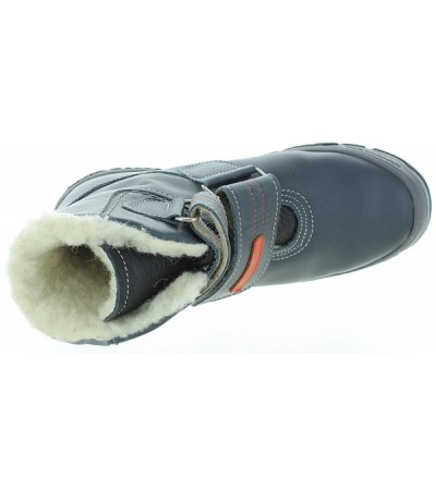 Boots with good support for for boy