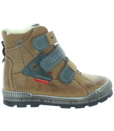 Children's orthodic boots to correct fallen ankles