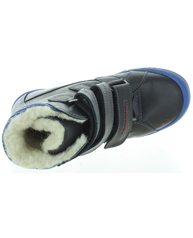 Boots with support in black leather for boy
