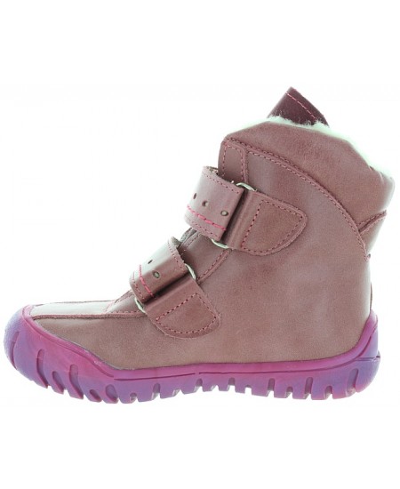 Leather waterproof snow boots for a girl