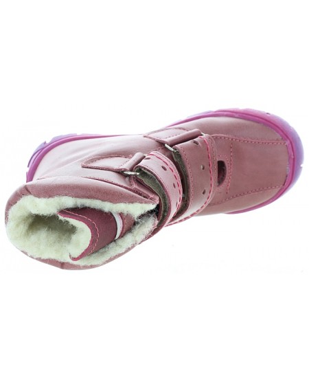 Leather waterproof snow boots for a girl