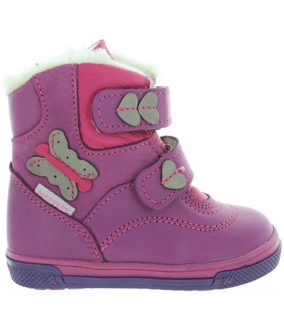 Shoes for kids with feet problems and pronated ankles