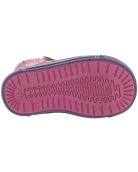 Shoes for kids with feet problems and pronated ankles