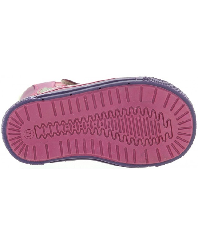 Feet problems and pronated ankles kids shoes