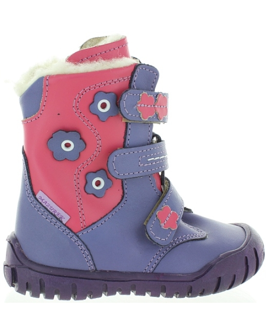 Snow boots for kids with high arches