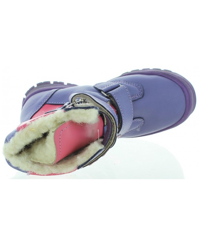 Boots for pigeon toe corrective 
