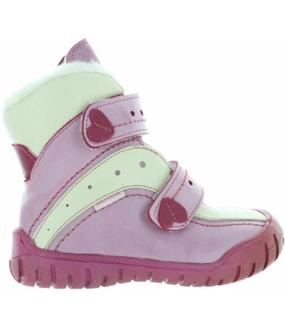 Baby pink snow boots best for learning to walk 