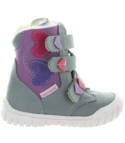 European snow boots for girls with ankles turn inward 