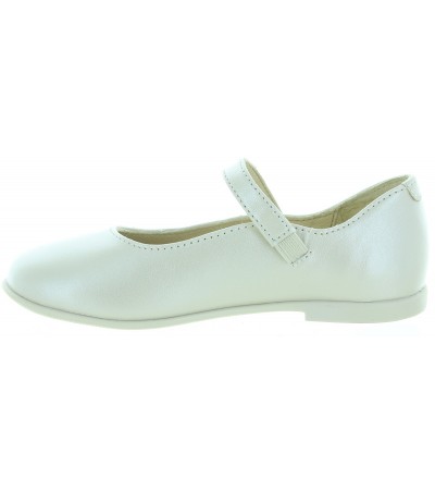 Dress shoes for a girl with good orthopedic support 