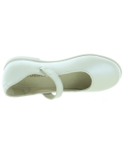 Beige leather beige dress shoes for girls 
