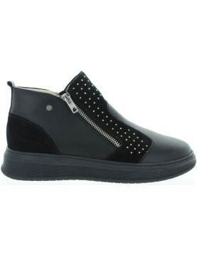 Tamara Black  Tamara Black