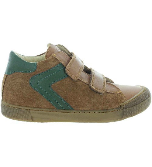 Good support for narrow feet in brown leather 