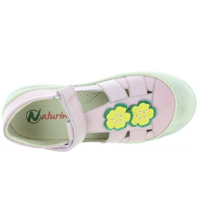 Pink sandals for child closed toe 