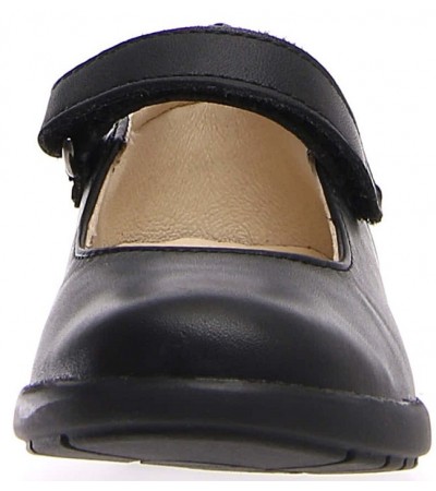 Shoes for girl in black leather from Naturino