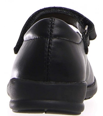 Shoes for girl in black leather from Naturino