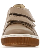 Kids shoes with good arch support 