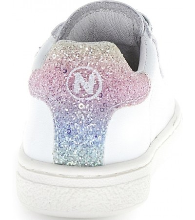 White sneakers for girls by Naturino 