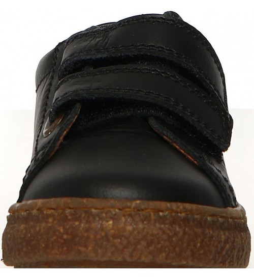Shoes for boys with good support 