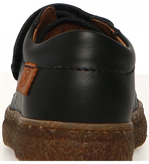 Shoes for boys with good support 