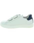 Quality kids sandals with good arch in white