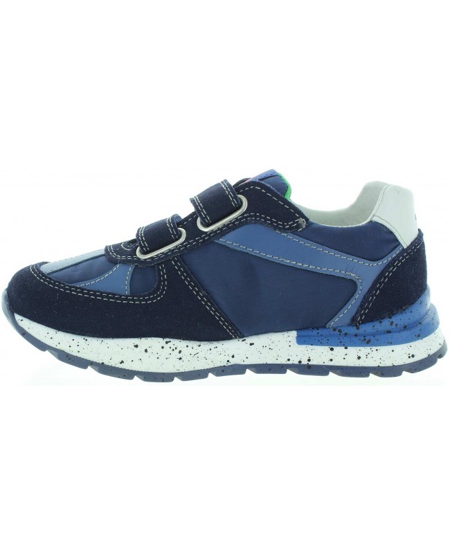 Boys blue shoes with good arches 