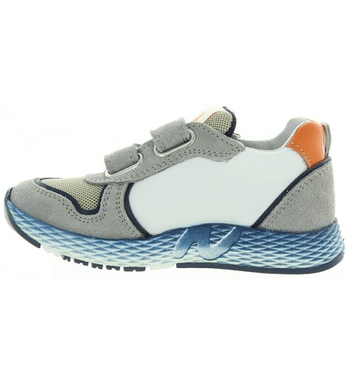Naturino sneakers for boys with arches