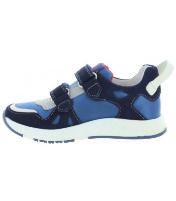 Sneakers for boys from Europe that are fashionable