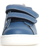 Kids sneakers for wide feet and high instep 