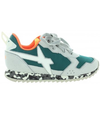 Sneakers for toddlers preventive for weak ankles