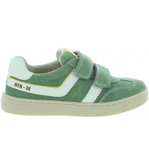 Sneakers sold with support for kids