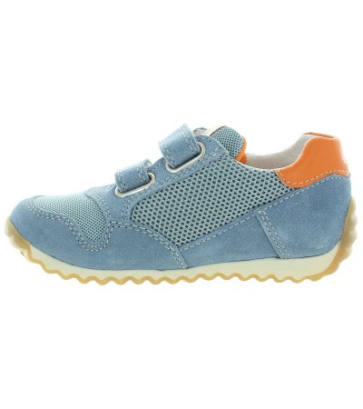 Sneakers with high support best for foot pronation