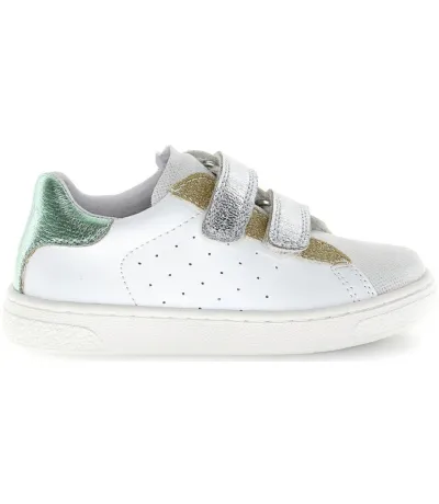 Pronation white shoes with good ankle support