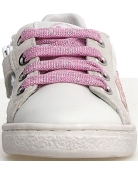 White leather sneakers for child with arches
