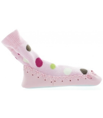 Moccasins for a baby with dots