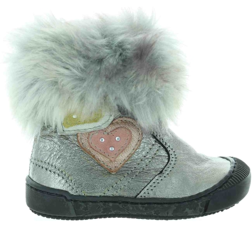 Pigeon toes best Italian silver leather boots for a toddler 