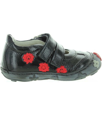 Shoes for kids with flat feet and arch support 