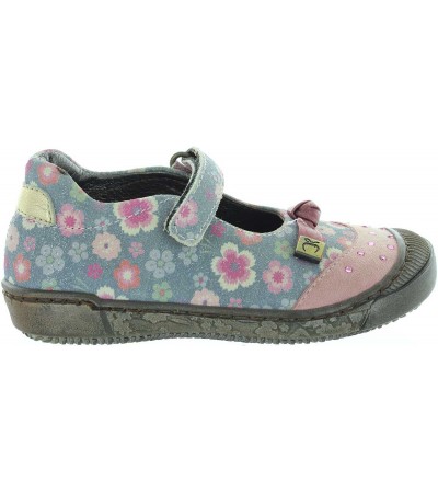 Kids shoes for pronated feet