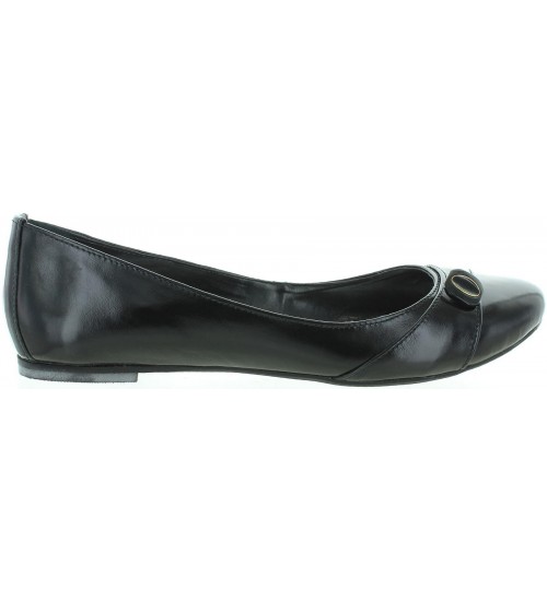 Black leather walking shoes for women