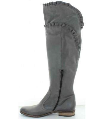 Tall women's boots from Europe