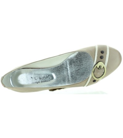 Buckle decorative shoes from Europe 