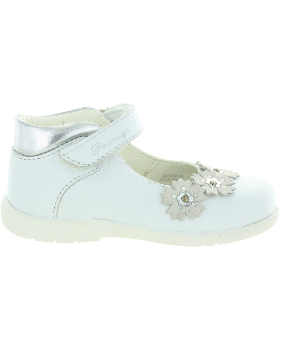 White dress shoes for a baby from Italy