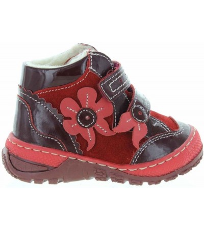 Boots with good support for girls wide 