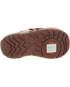 Girls wide snow boots with good support 