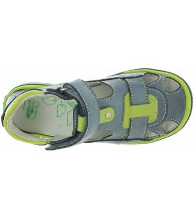 Orthopedic for a child with flat feet best sandals 