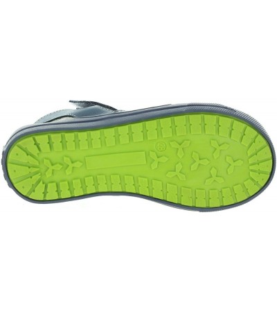 Orthopedic for a child with flat feet best sandals 