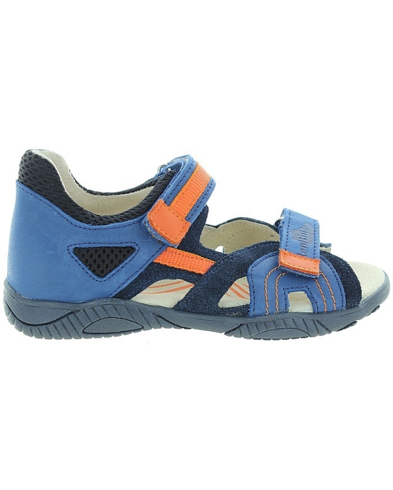 Orthotic ankle footwear for boys with pigeon toes 